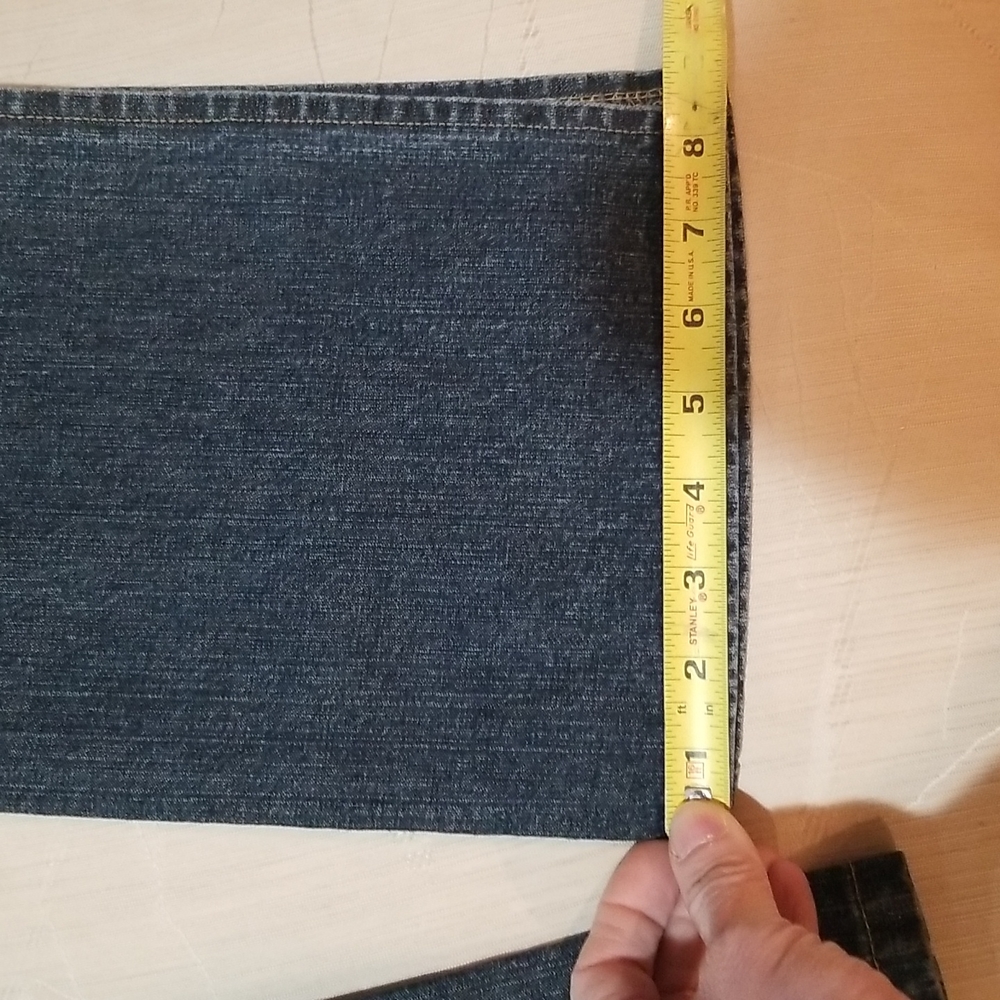 Jeans - Picture 7 of 9